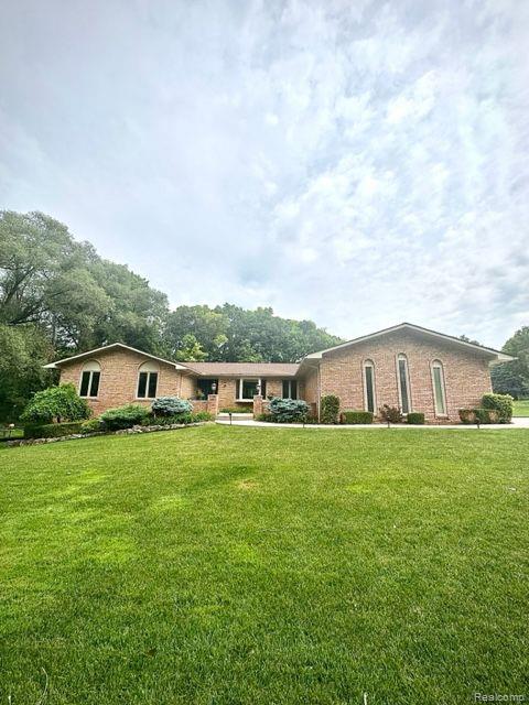 318 Ridgewood Road Rochester, MI 48306 - Photo 34 of 34 Gallery Image 34