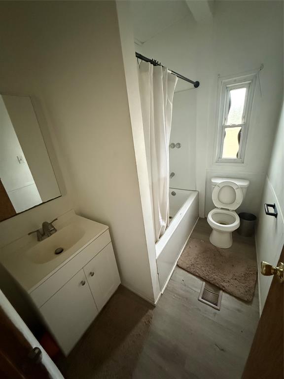 118 Happy Trl Court Rhome, TX 76078 - Photo 8 of 9 a bathroom with a sink a toilet and shower
