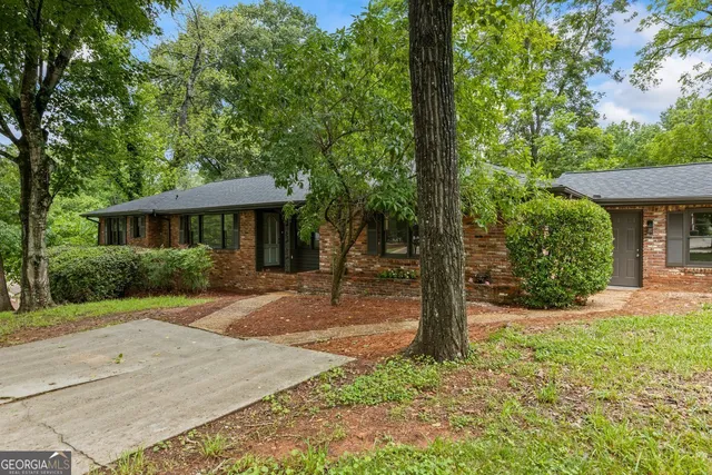 $359,900 | 1124 Ponderosa Park Drive, Forest Park, GA 30297