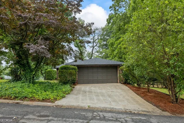 $359,900 | 1124 Ponderosa Park Drive, Forest Park, GA 30297