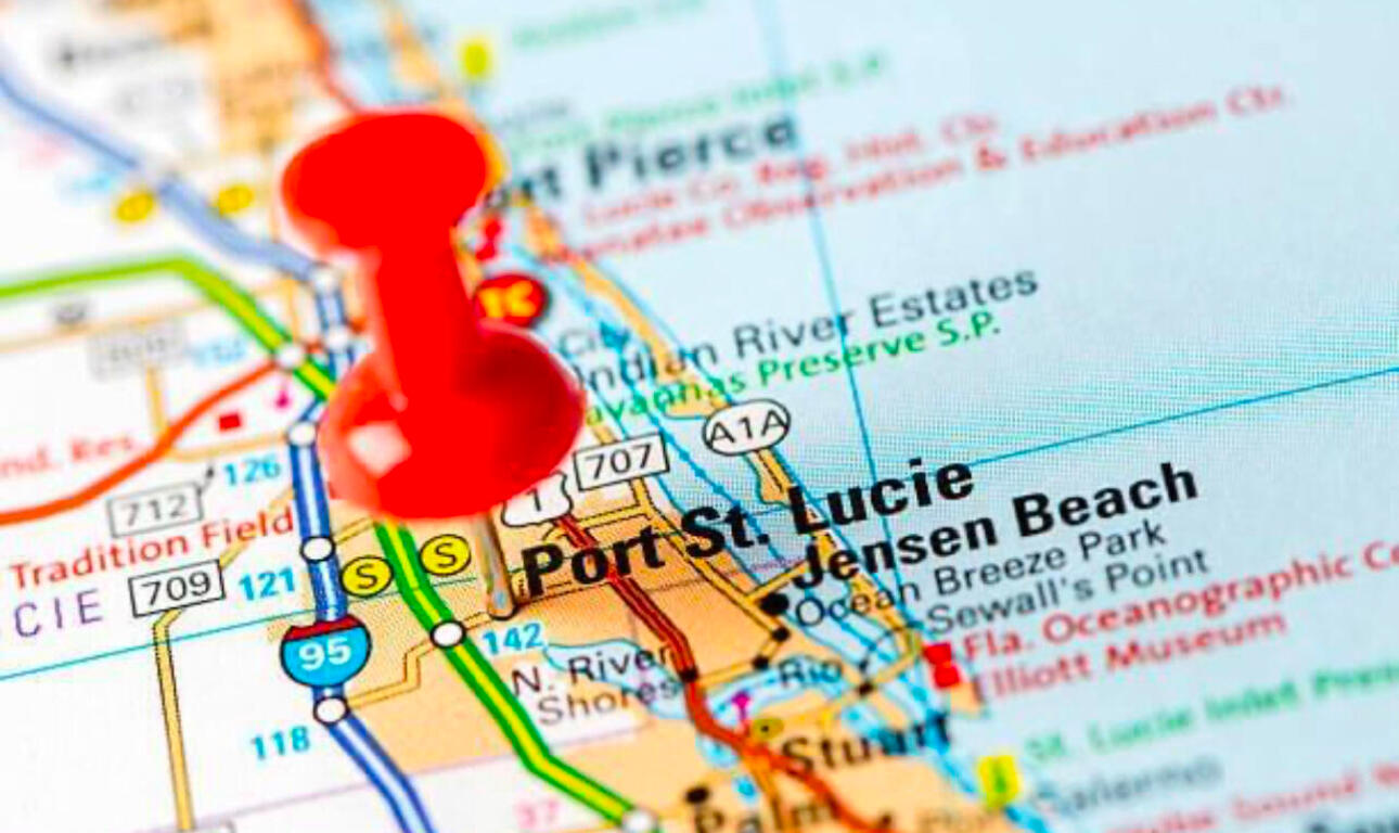 952 Southeast Walters Terrace Port St. Lucie, FL 34983 - Photo 11 of 14