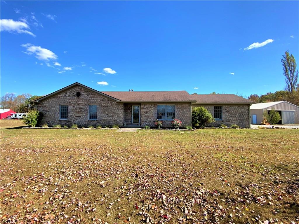 495 Cope Road Martinsville, IN 46151 - Photo 4 of 54 Gallery Image 4