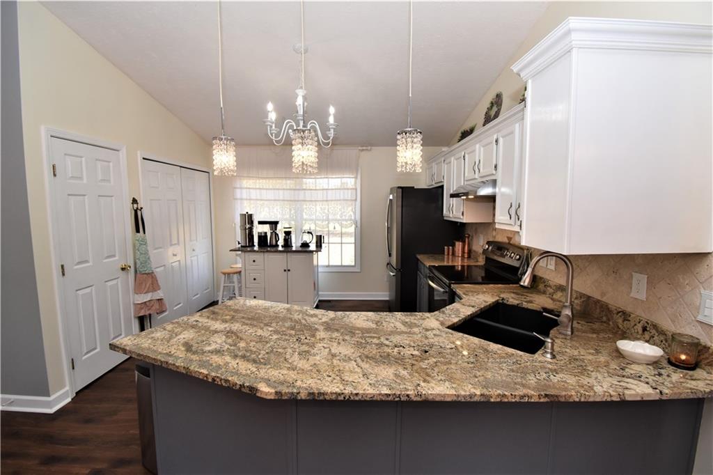 495 Cope Road Martinsville, IN 46151 - Photo 7 of 54 Gallery Image 7