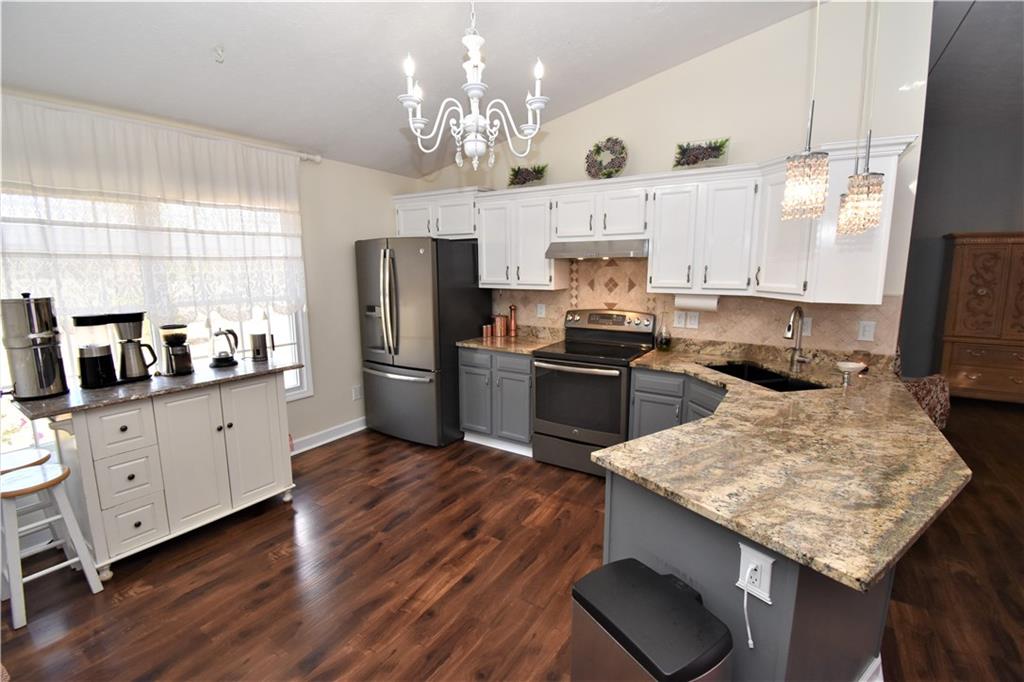 495 Cope Road Martinsville, IN 46151 - Photo 9 of 54 Gallery Image 9