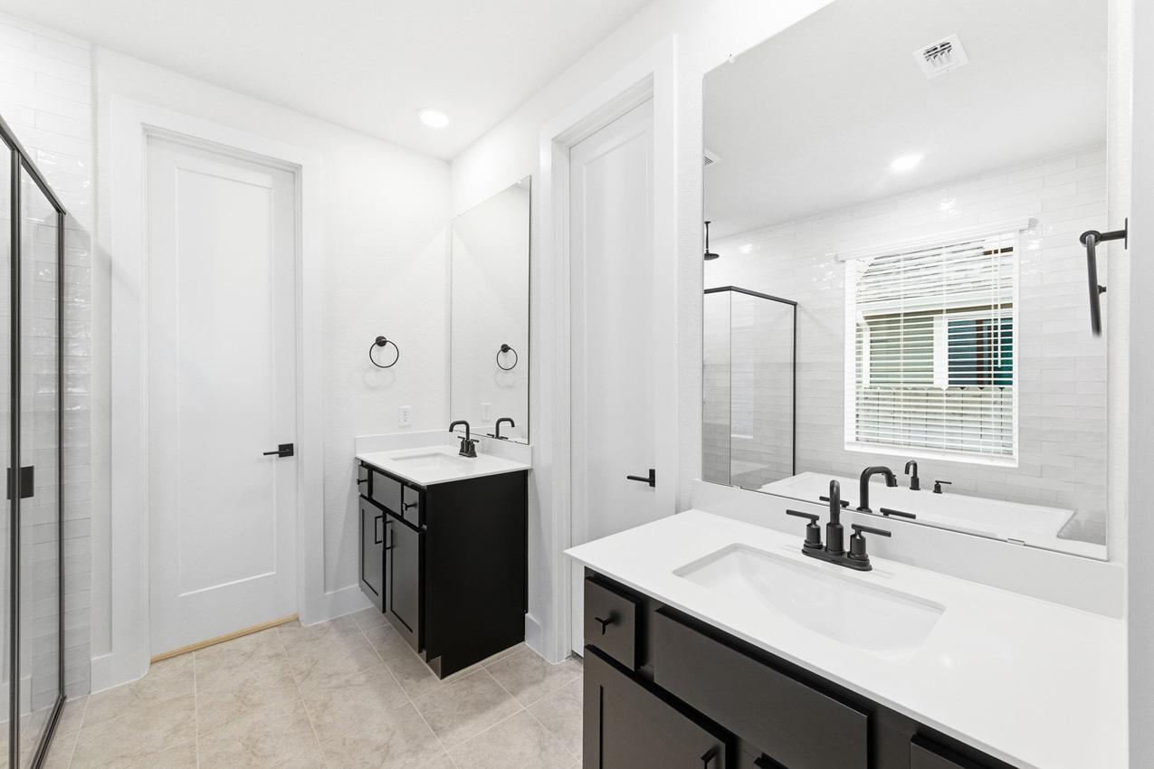 8700 Peristyle Drive Austin, TX 78744 - Photo 11 of 26