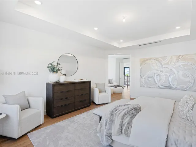 $4,495,000 | 19701 Northeast 16 Pi, Miami, FL 33179