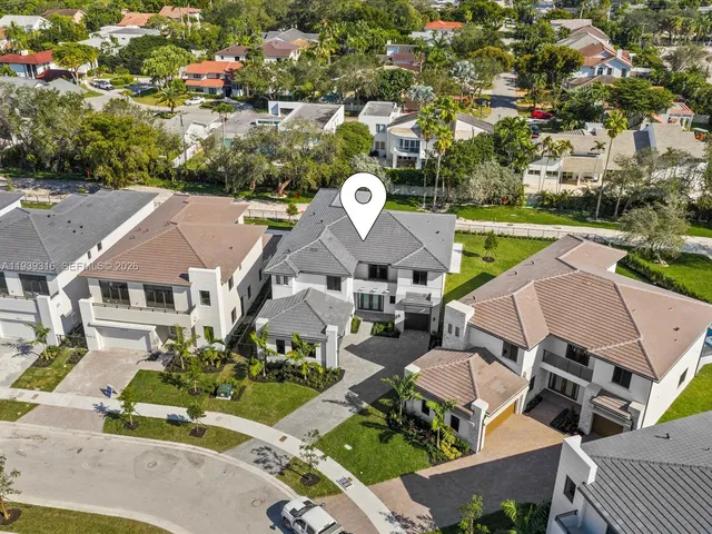 $4,495,000 | 19701 Northeast 16 Pi, Miami, FL 33179