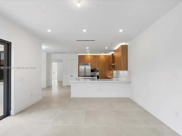 $4,495,000 | 19701 Northeast 16 Pi, Miami, FL 33179