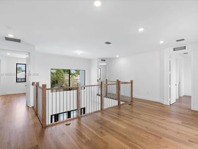 $4,495,000 | 19701 Northeast 16 Pi, Miami, FL 33179