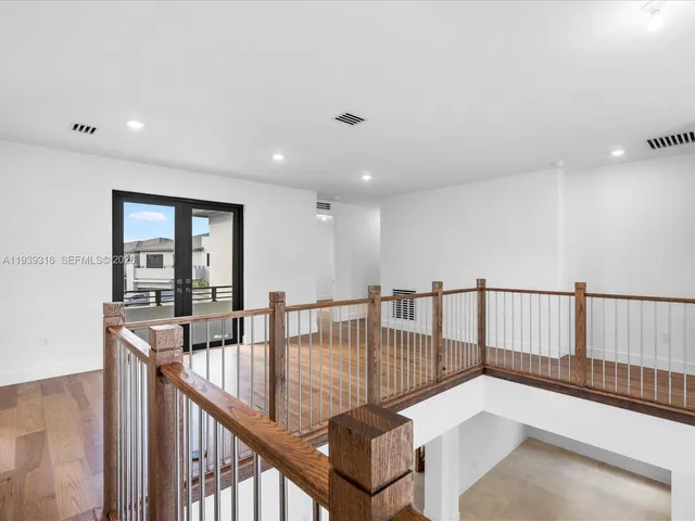 $4,495,000 | 19701 Northeast 16 Pi, Miami, FL 33179