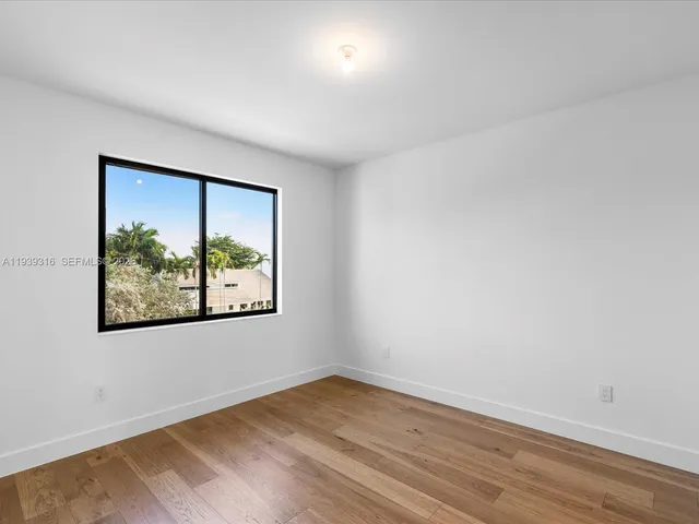 $4,495,000 | 19701 Northeast 16 Pi, Miami, FL 33179