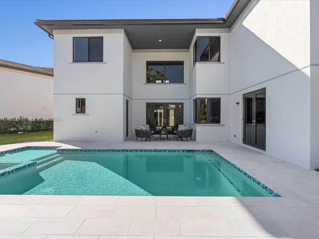 $4,495,000 | 19701 Northeast 16 Pi, Miami, FL 33179