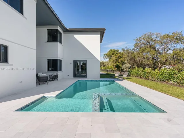 $4,495,000 | 19701 Northeast 16 Pi, Miami, FL 33179