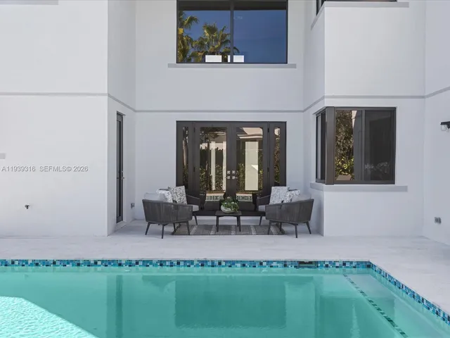 $4,495,000 | 19701 Northeast 16 Pi, Miami, FL 33179