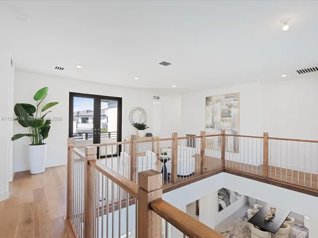 $4,495,000 | 19701 Northeast 16 Pi, Miami, FL 33179