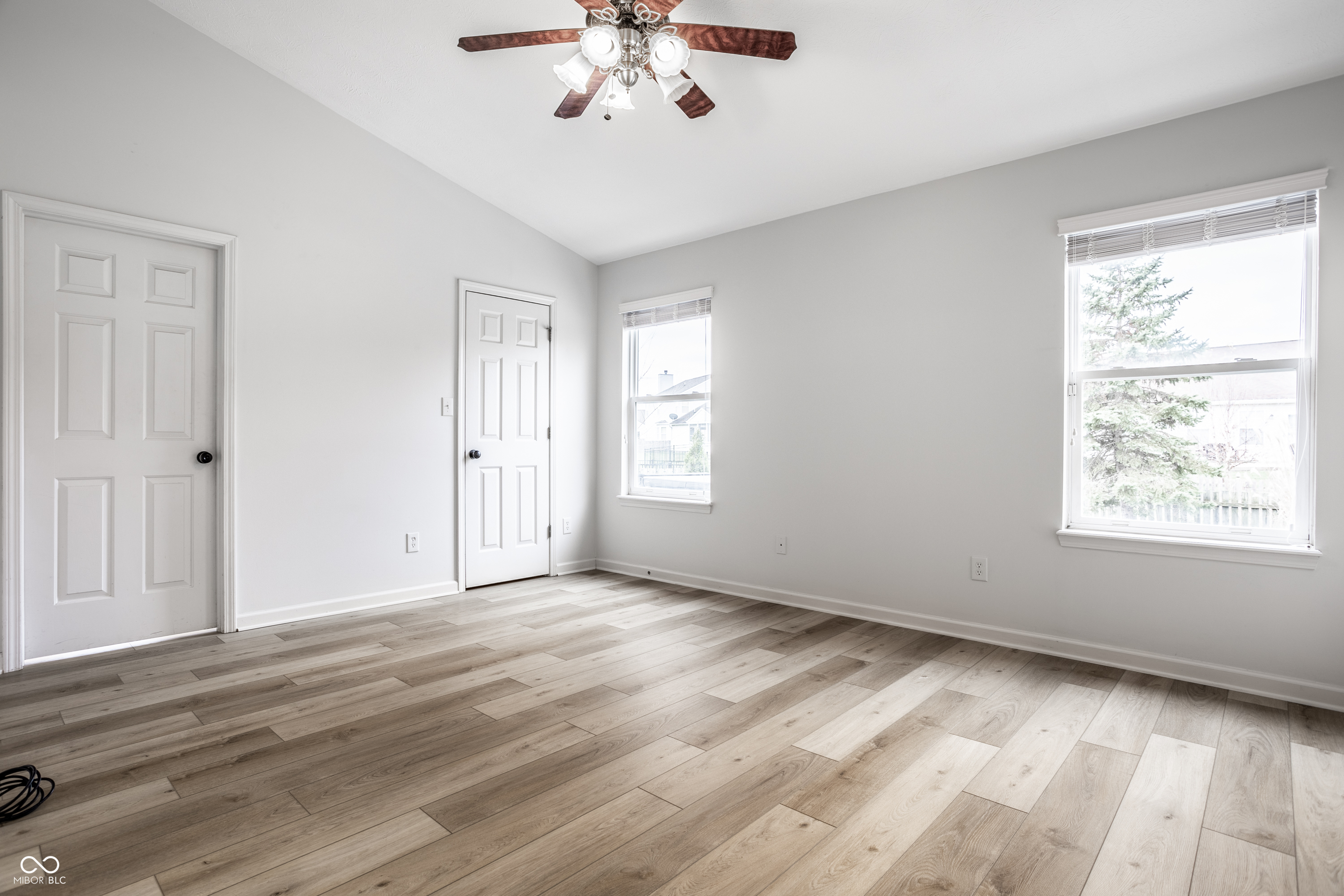 12270 Split Granite Drive Fishers, IN 46037 - Photo 18 of 33