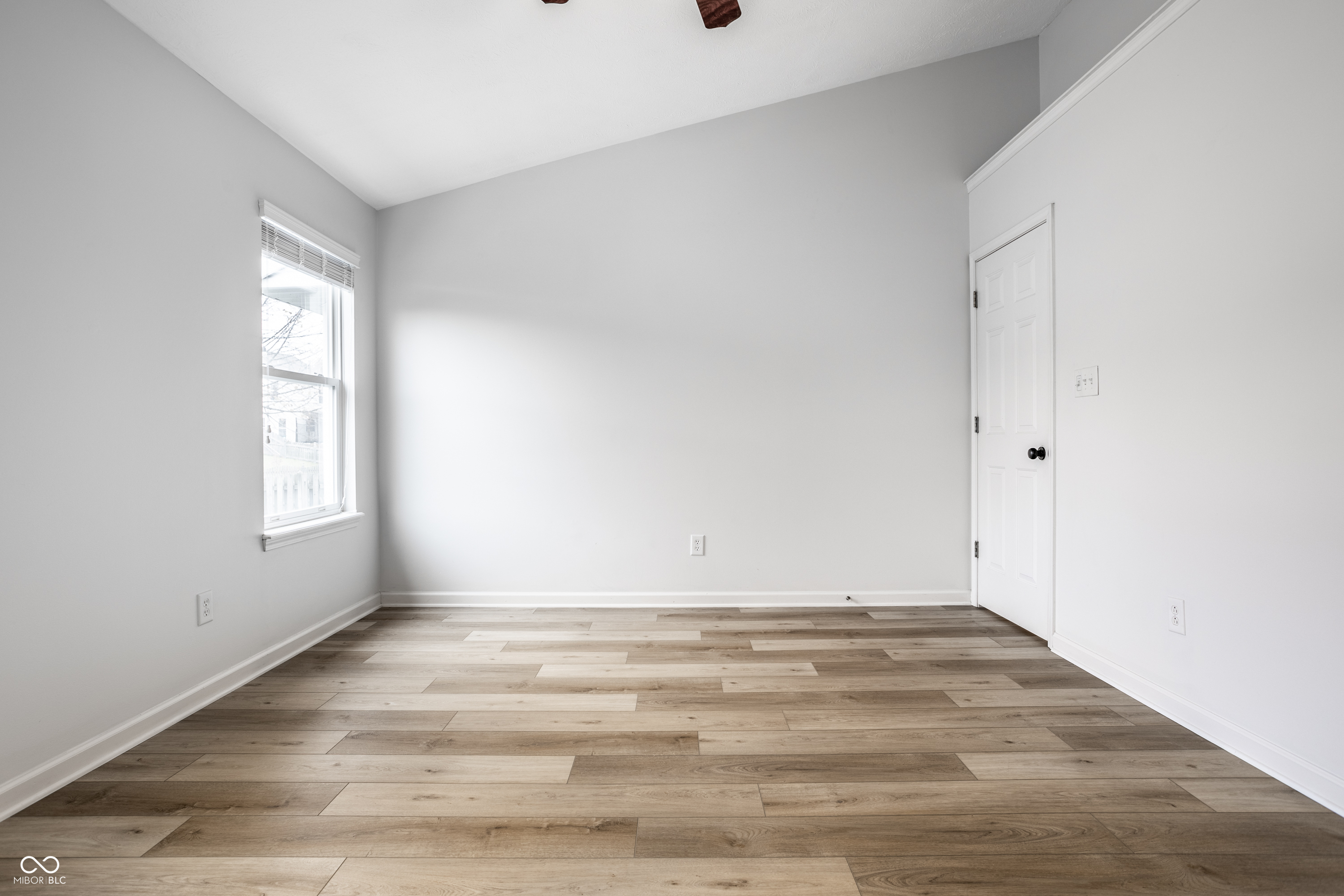 12270 Split Granite Drive Fishers, IN 46037 - Photo 19 of 33