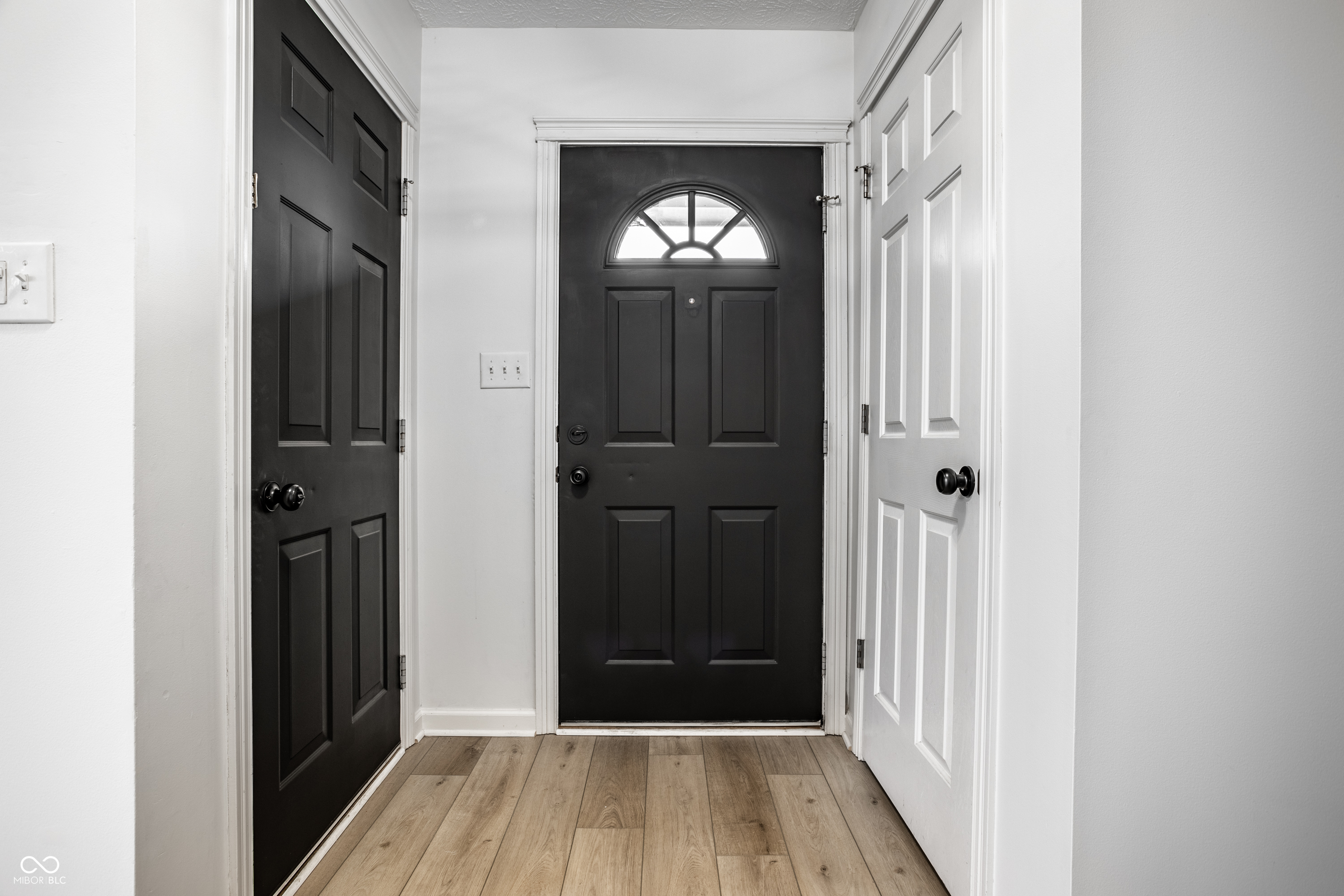 12270 Split Granite Drive Fishers, IN 46037 - Photo 6 of 33