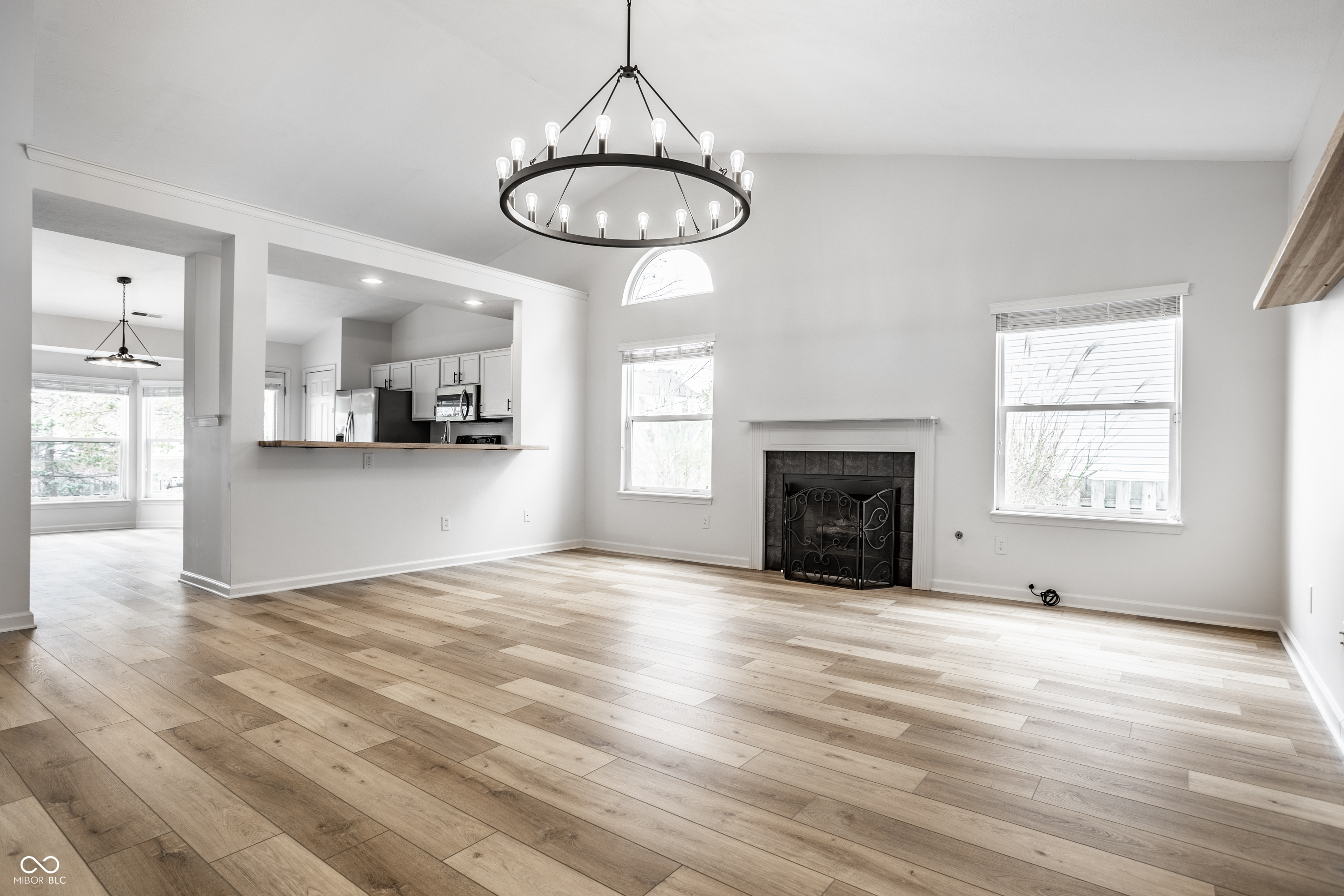 12270 Split Granite Drive Fishers, IN 46037 - Photo 7 of 33