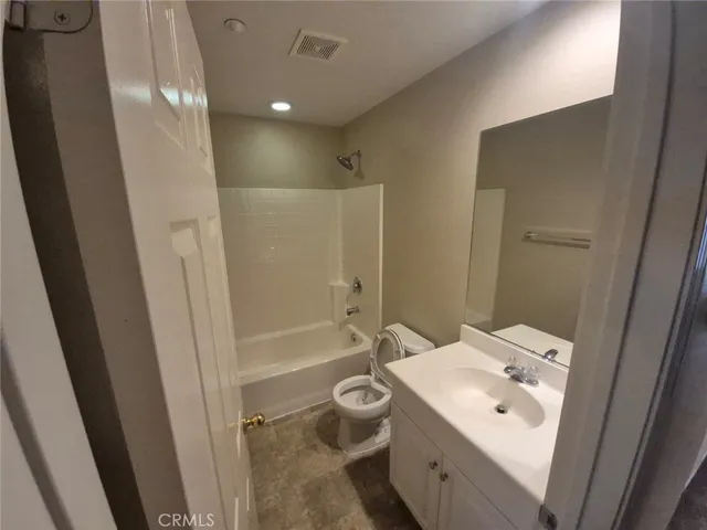 $479,900 | 33540 Willow Haven Lane, Murrieta, CA 92563