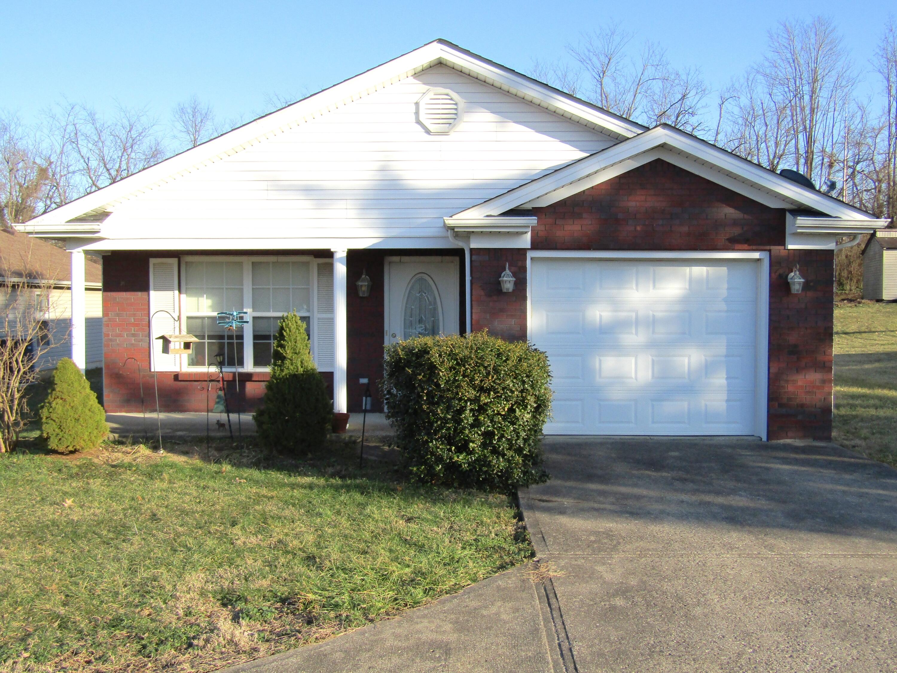 793 Red House Road Richmond, KY 40475 - Photo 1 of 28 front center