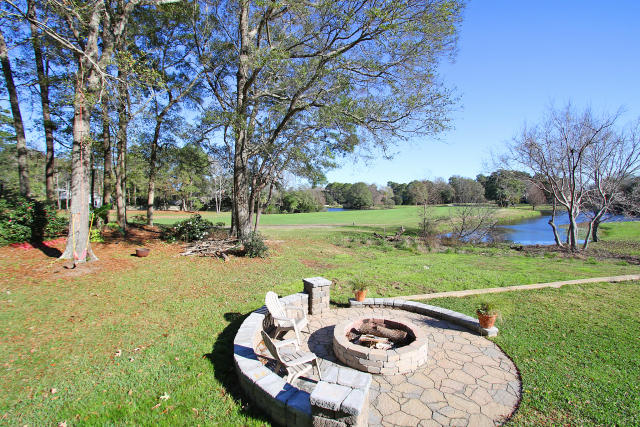 915 Farm Quarter Road Mount Pleasant, SC 29464 - Photo 21 of 34 Firepit2