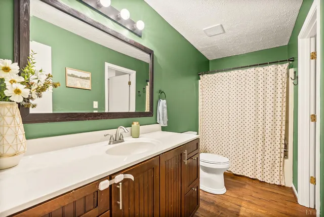 $379,900 | 304 Cambridge Drive, Lynchburg, VA 24503