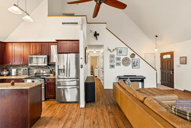 $379,900 | 304 Cambridge Drive, Lynchburg, VA 24503