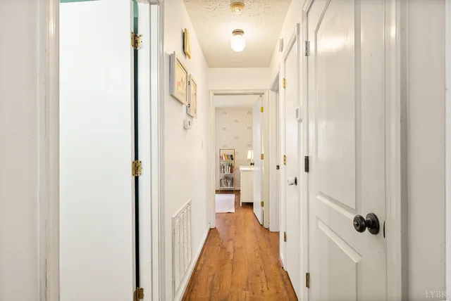 $379,900 | 304 Cambridge Drive, Lynchburg, VA 24503