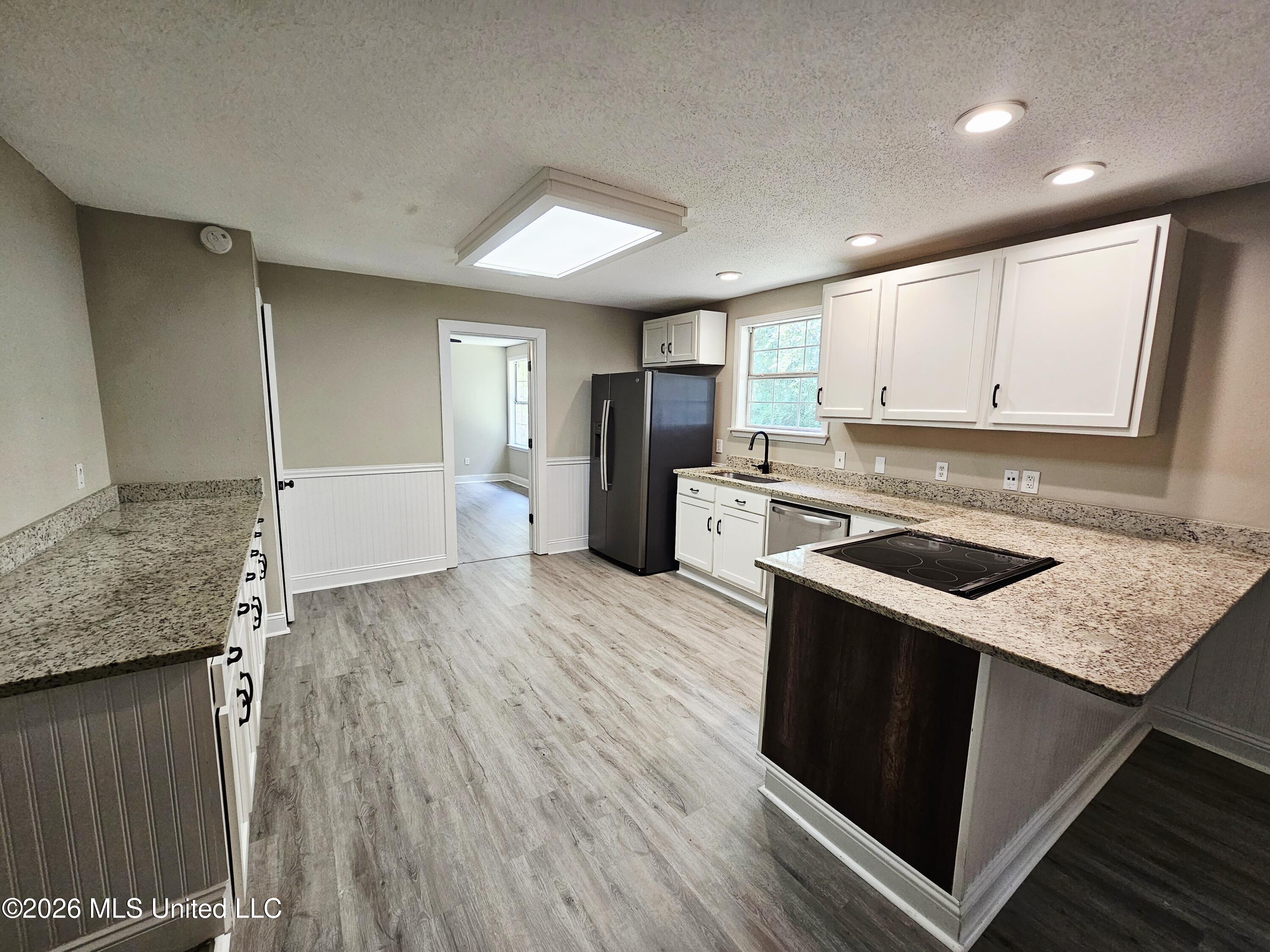 23415 Indian Ridge Road Picayune, MS 39466 - Photo 8 of 35 Kitchen