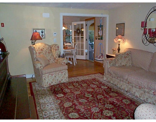 40 Davidson Road Framingham, MA 01701 - Photo 8 of 20 a living room with furniture and a couch