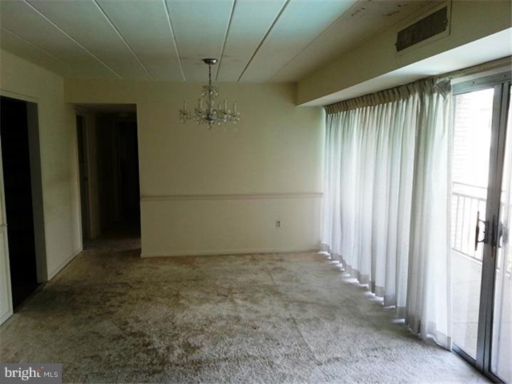 2300 Riddle Avenue, Unit 202 Wilmington, DE 19806 - Photo 4 of 10 Dining Room