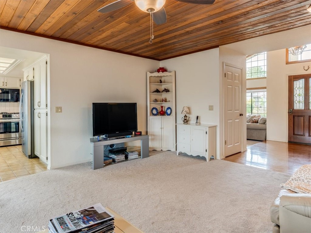 249 Margo Way Pismo Beach, CA 93449 - Photo 14 of 37