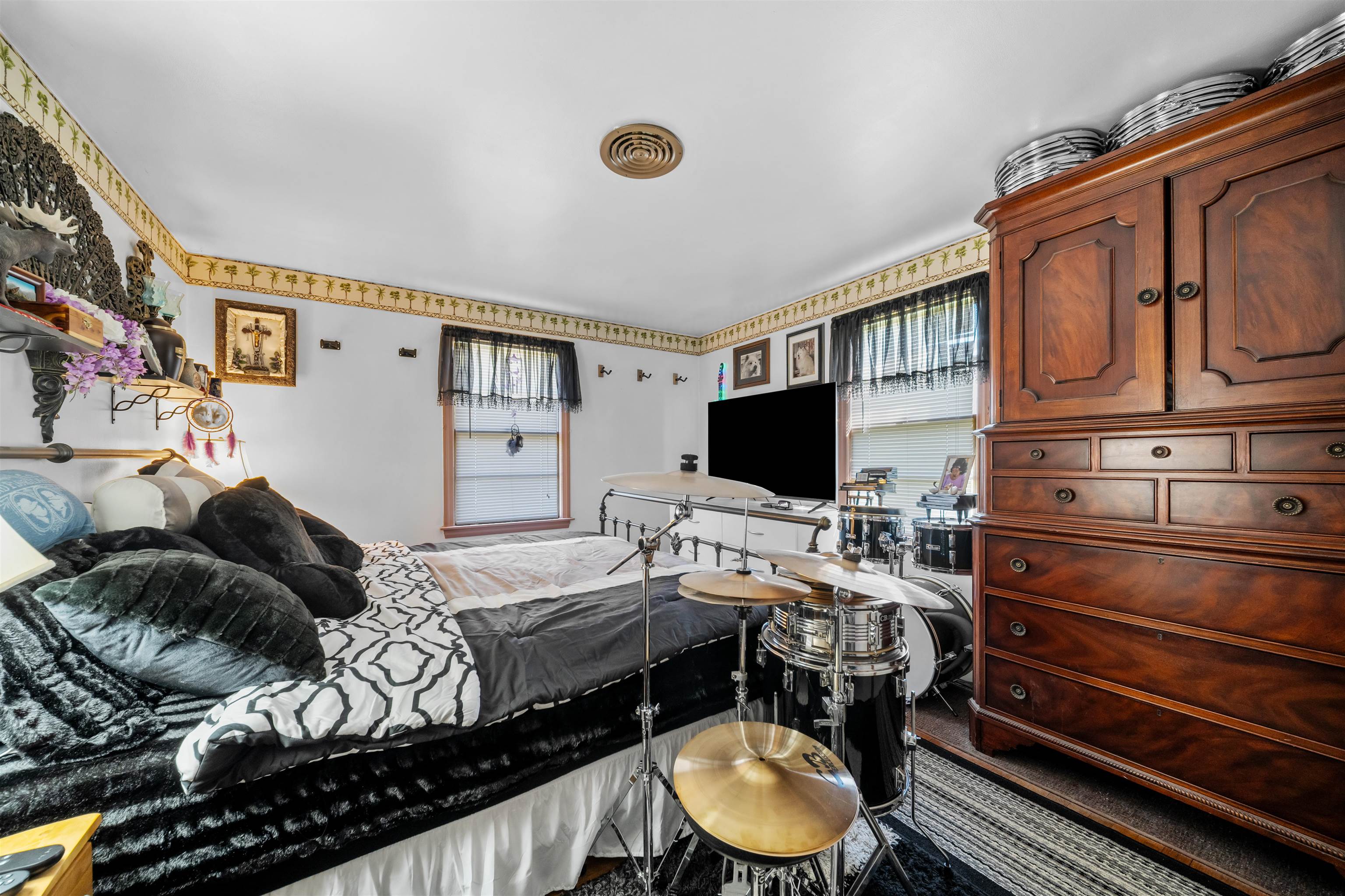 529 Portland Street Rochester, NH 03867 - Photo 11 of 57 Gallery Image 11