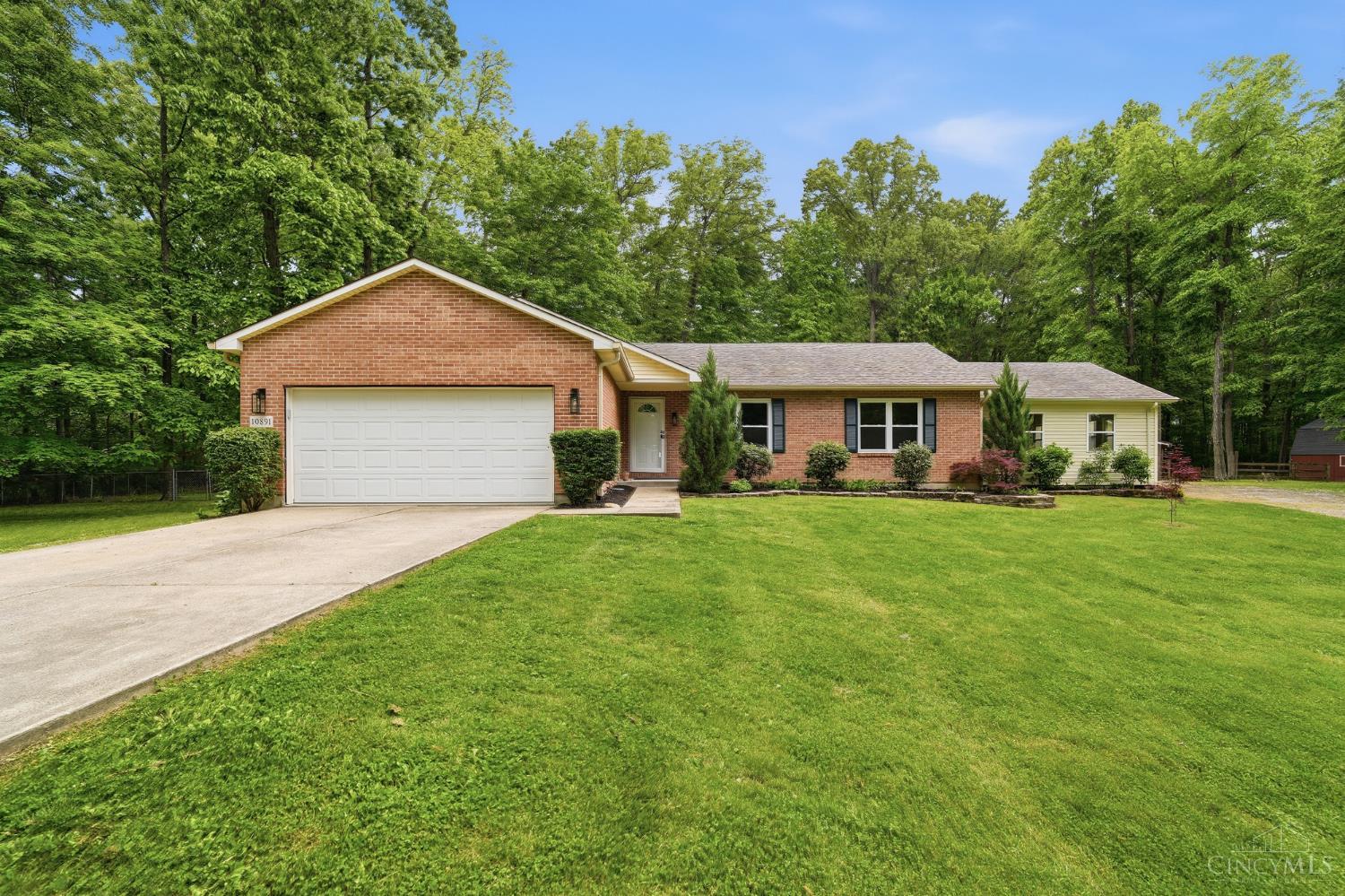 10891 Pleasant Renner Road Goshen, OH 45122 - Photo 1 of 67