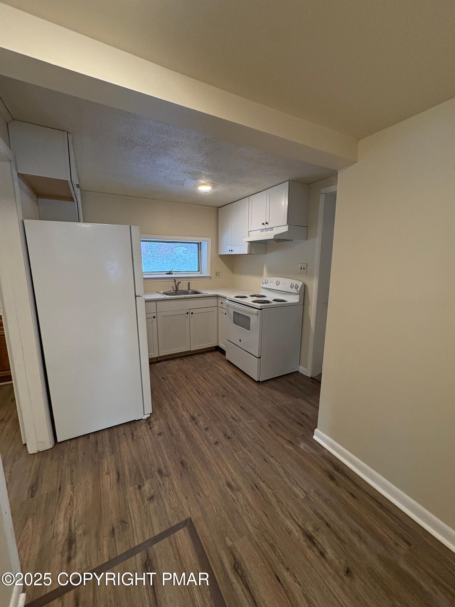 2535 Route 390 Canadensis Pa Canadensis, PA 18325 - Photo 5 of 11 original (4)