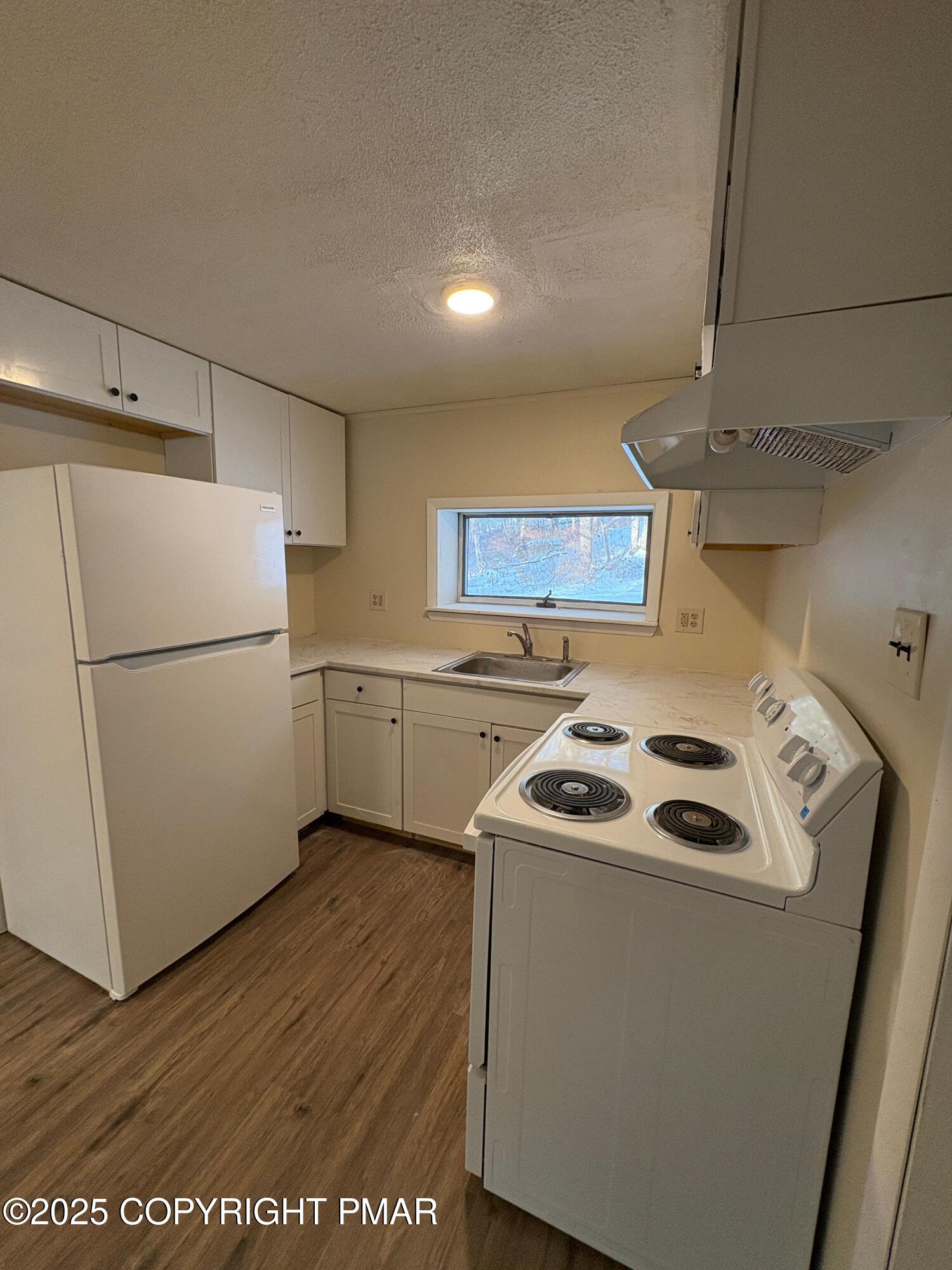 2535 Route 390 Canadensis Pa Canadensis, PA 18325 - Photo 7 of 11 original (5)