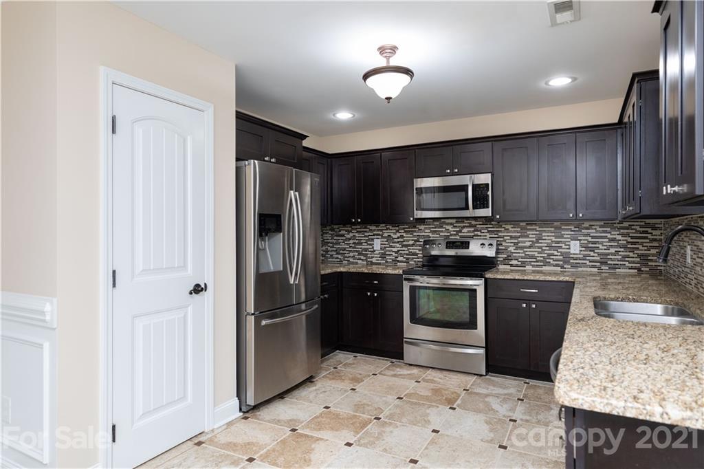 1830 Porter Road Rock Hill, SC 29730 - Photo 8 of 18 Gallery Image 8