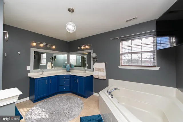 $580,000 | 115 Golden Meadow Lane, Sicklerville, NJ 08081