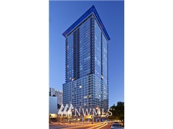 737 Olive Way, Unit 2809 Seattle, WA 98101 - Photo 16 of 24 a view of a door of a building