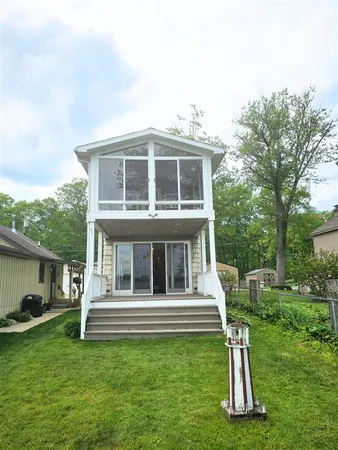 $494,999 | 11287 Ullrey Drive, Vicksburg, MI 49097