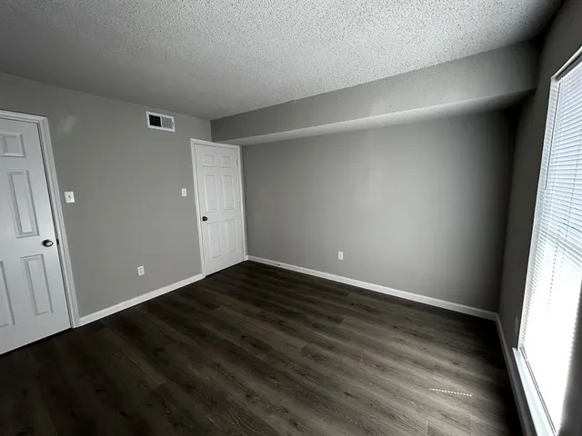 $900 | 6050 Melody Lane, Unit 352, Dallas, TX 75231