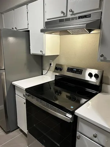 $900 | 6050 Melody Lane, Unit 352, Dallas, TX 75231