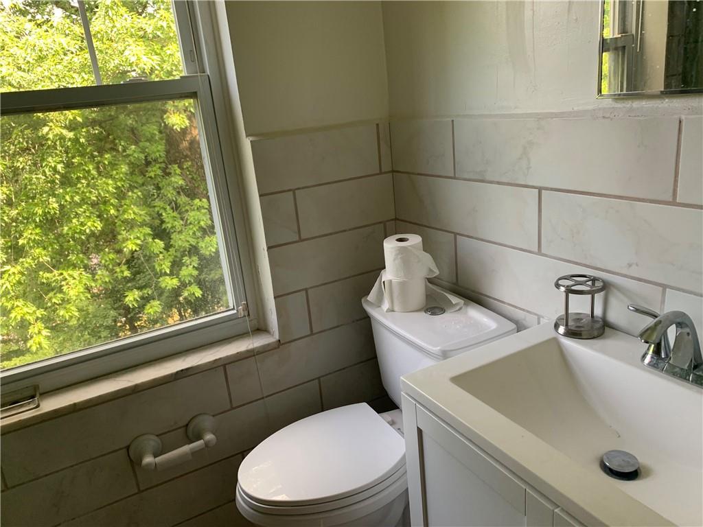 55 Overbrook Road Pittsburgh, PA 15235 - Photo 7 of 10 Gallery Image 7