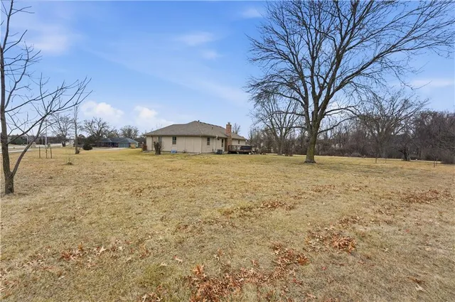 $649,500 | 10300 West 164th Street, Overland Park, KS 66221