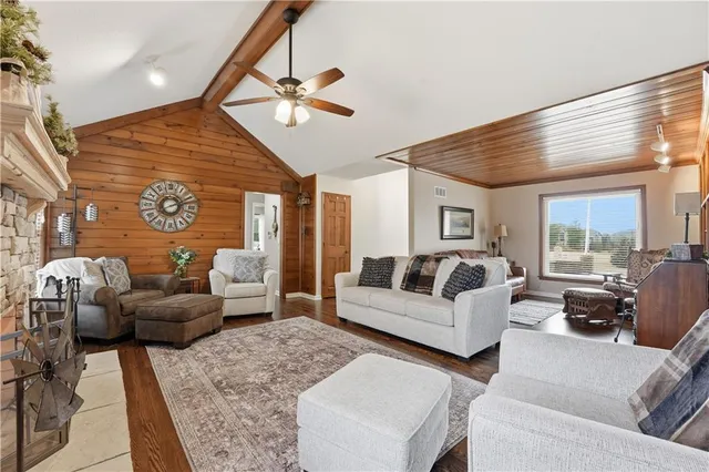 $649,500 | 10300 West 164th Street, Overland Park, KS 66221