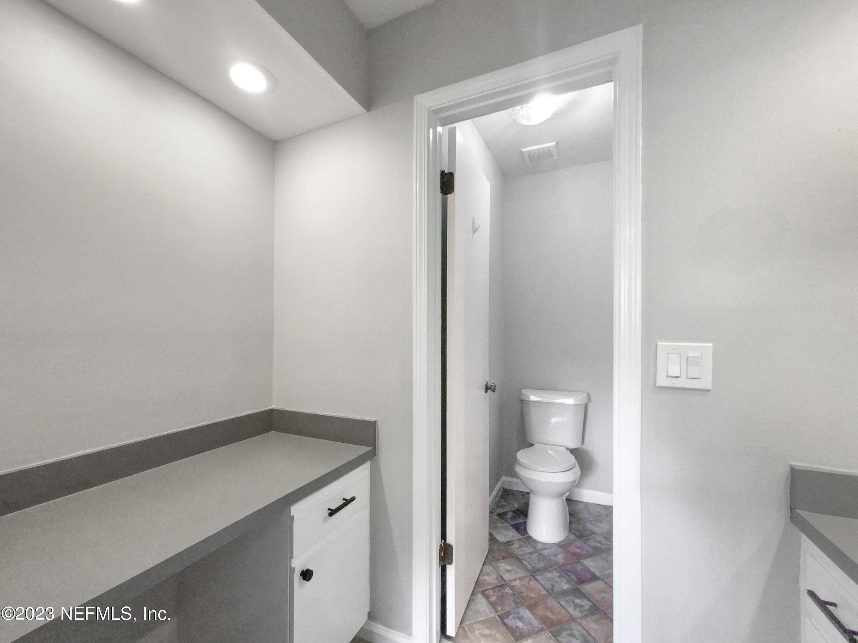 3801 Crown Point Road, Unit 2173 Jacksonville, FL 32257 - Photo 20 of 24 listing_19