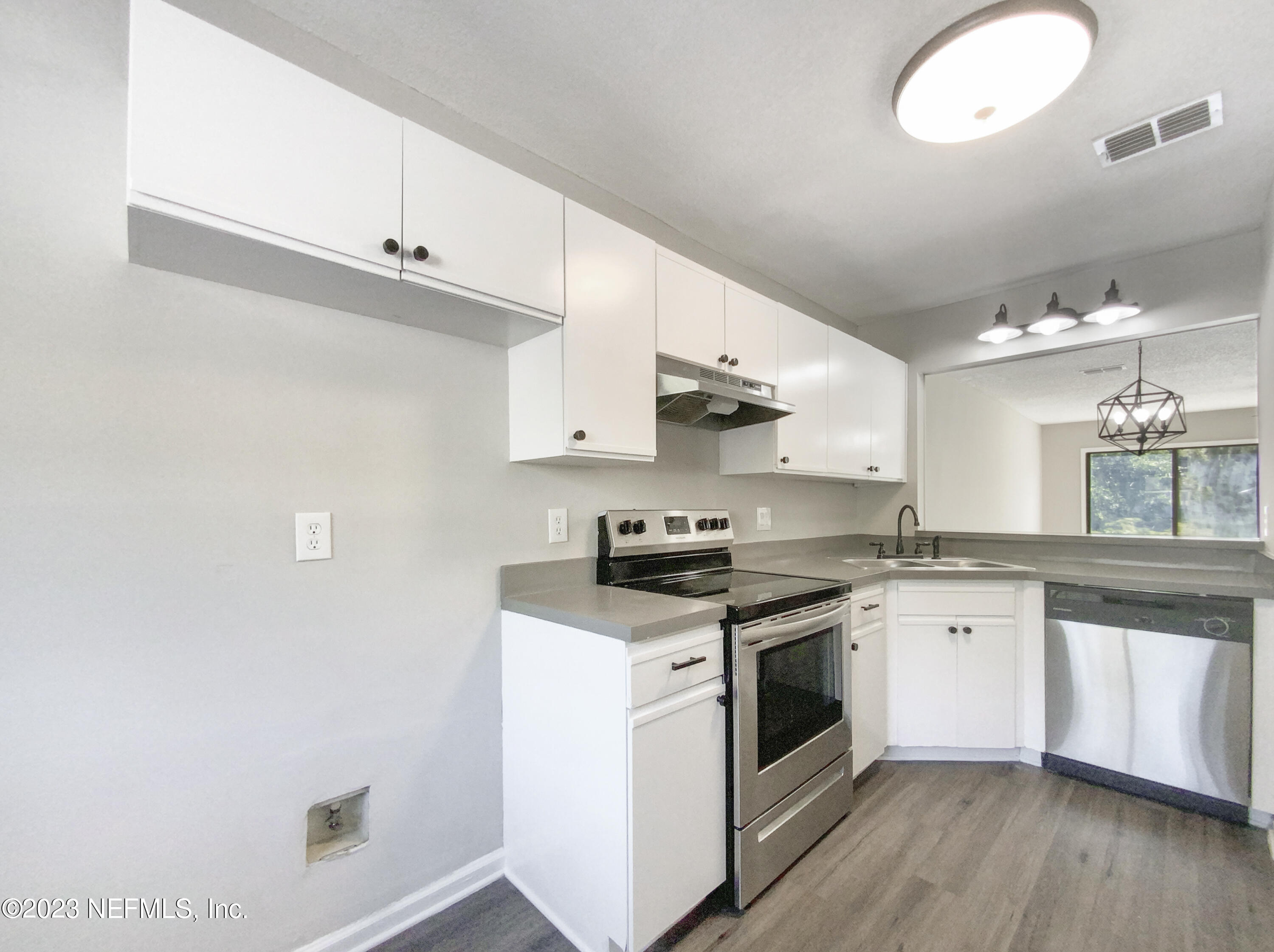 3801 Crown Point Road, Unit 2173 Jacksonville, FL 32257 - Photo 10 of 24 listing_9