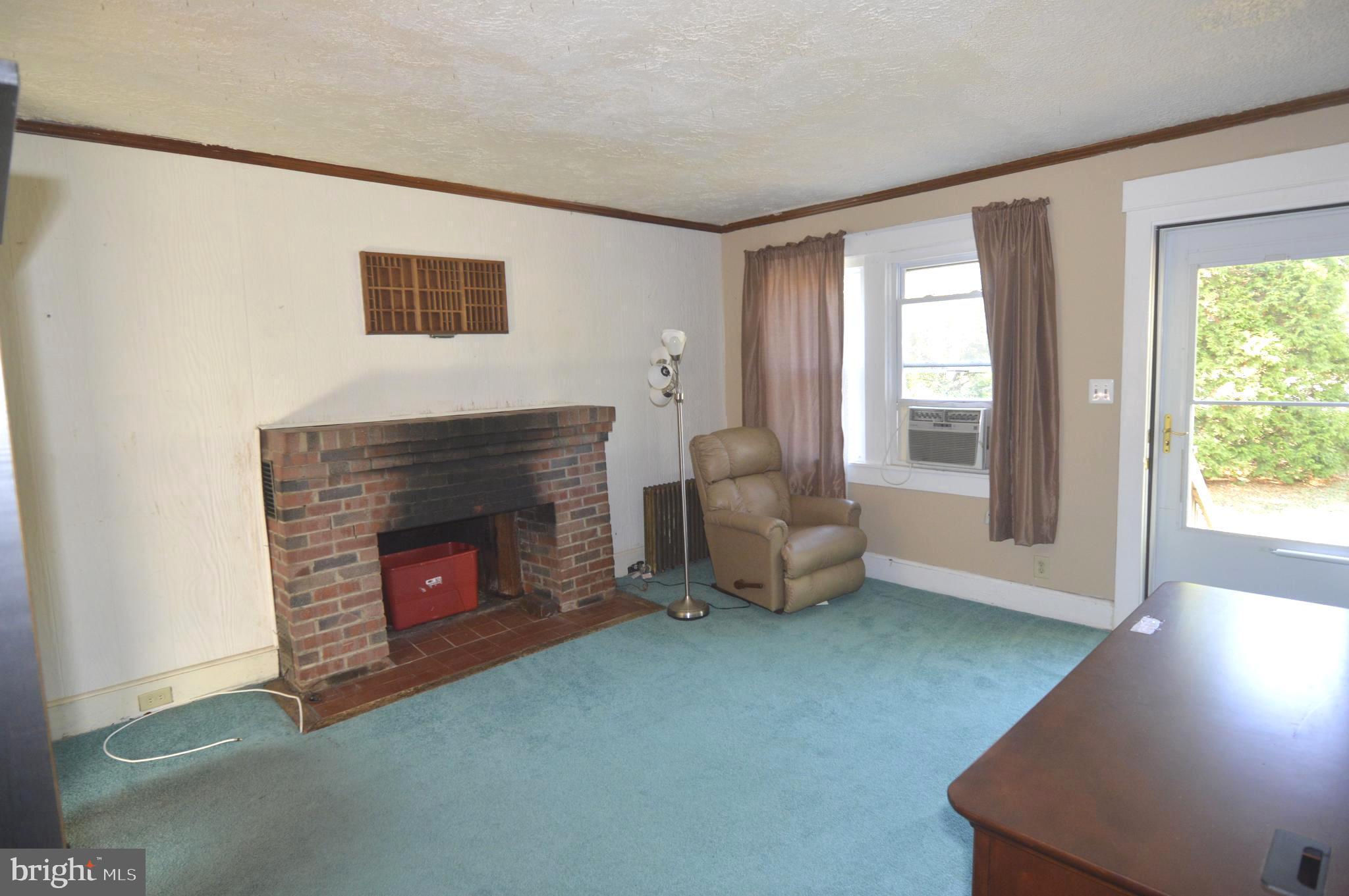 9837 Harford Road Baltimore, MD 21234 - Photo 5 of 25 Gallery Image 5