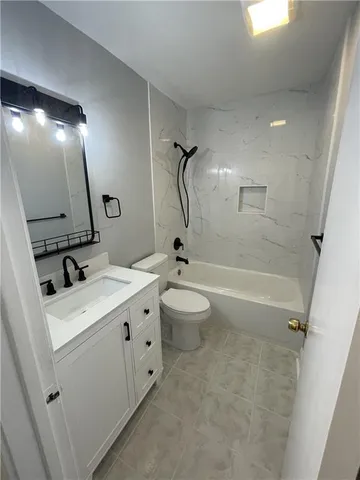 $1,050 | 3126 Edenborn Avenue, Unit 503, Metairie, LA 70002